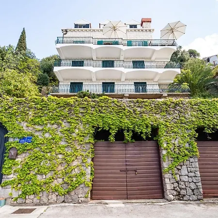 Apartment House Sveti Jakov 2