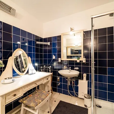 Apartment House Sveti Jakov 2 *
